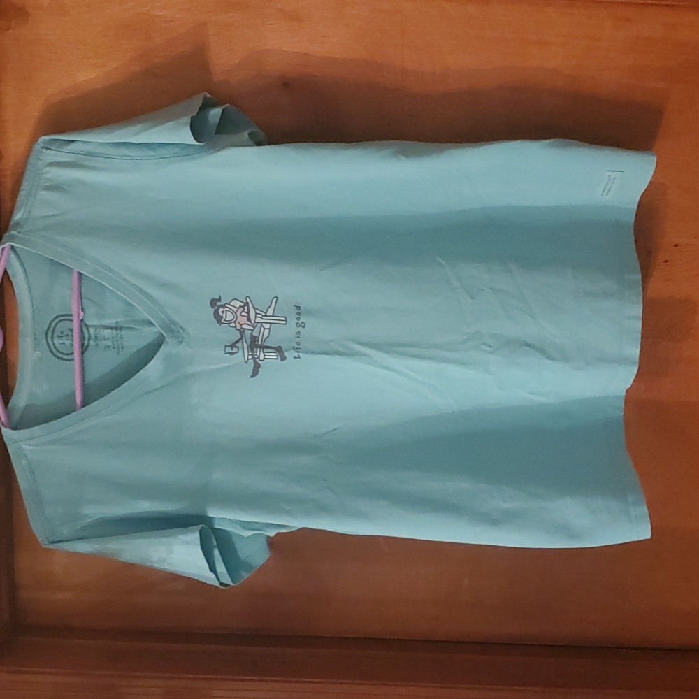 Life is good t-shirt size Large good condition
